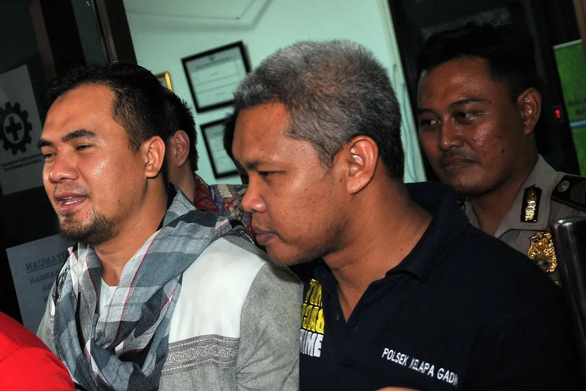 20160219-Muka Lega Saipul Jamil Usai Jalani Tes Urine di BNN