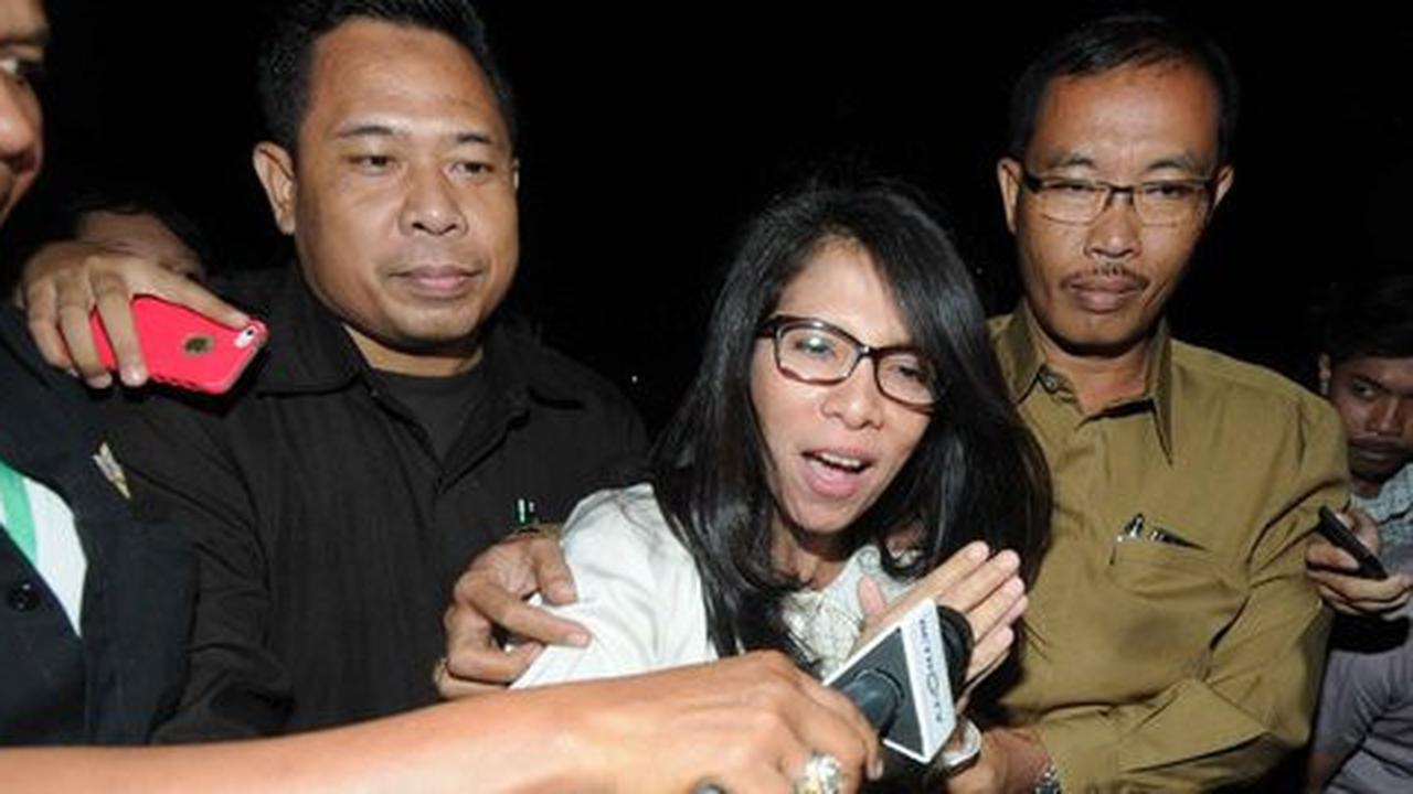 Sisca perintahkan istri muda Gatot beri Rp 200 juta ke Rio Capella