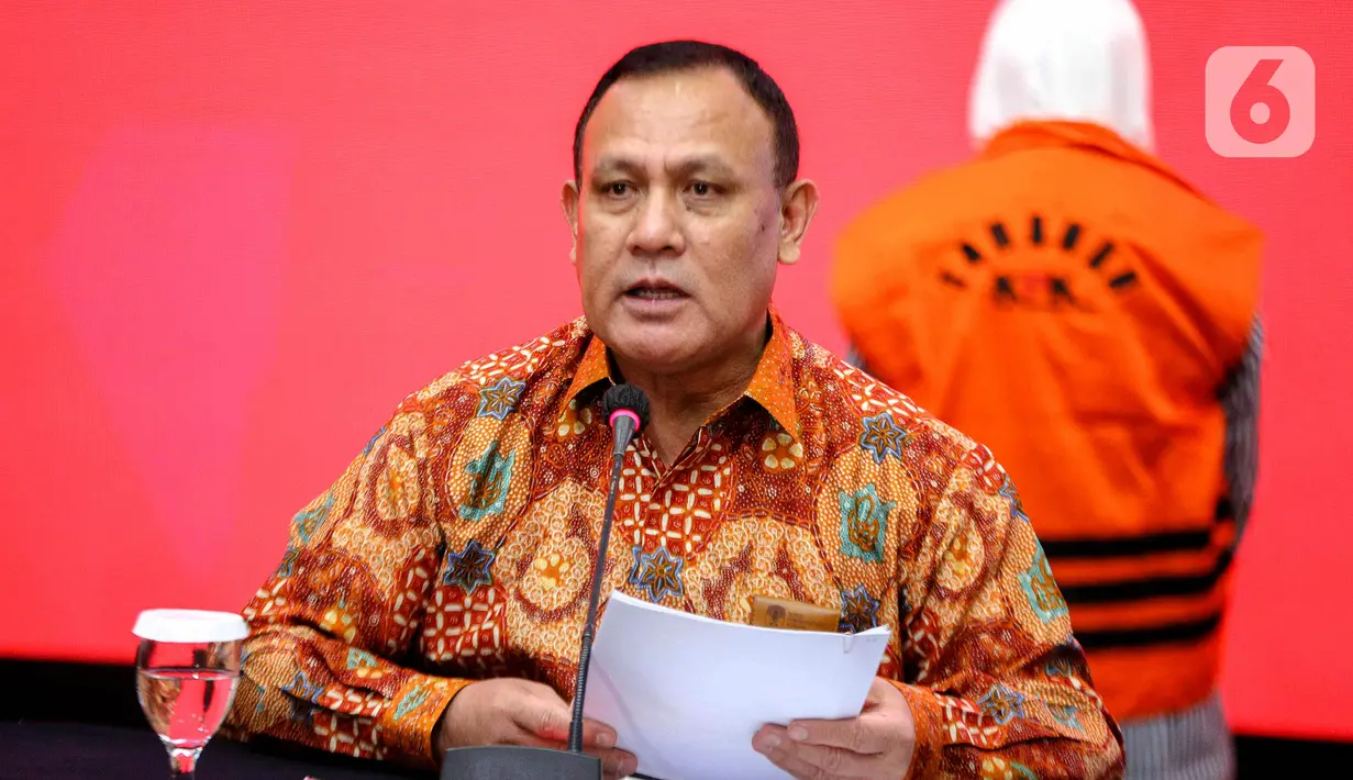 Karen Agustiawan ditahan usai diperiksa dalam kasus dugaan korupsi pengadaan gas alam cair atau Liquefied Natural Gas (LNG) pada PT Pertamina tahun 2011-2021. (Liputan6.com/Faizal Fanani)