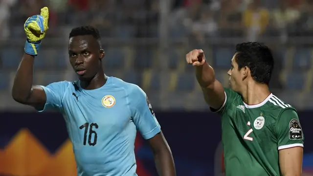 Foto: Kiper Chelsea Edouard Mendy Jadi Kiper Afrika Pertama yang Merebut Penghargaan Kiper Terbaik FIFA Tahun 2021