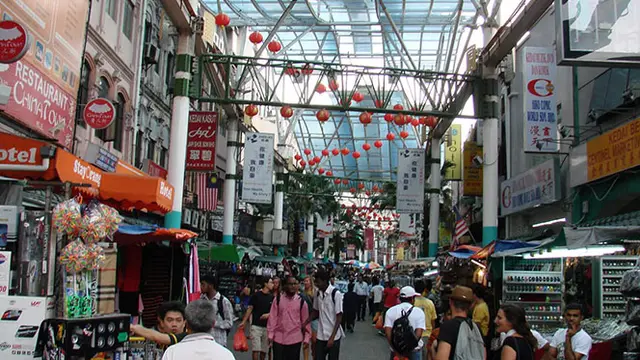 Hotel dan Destinasi Wisata Populer di Jakarta