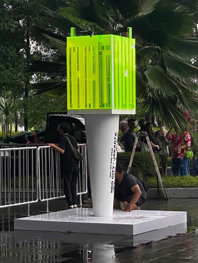 Lightstick Raksasa NCT di Konser Tur Dunia NCT 127 2nd Tour Neo City: Jakarta-The Link
