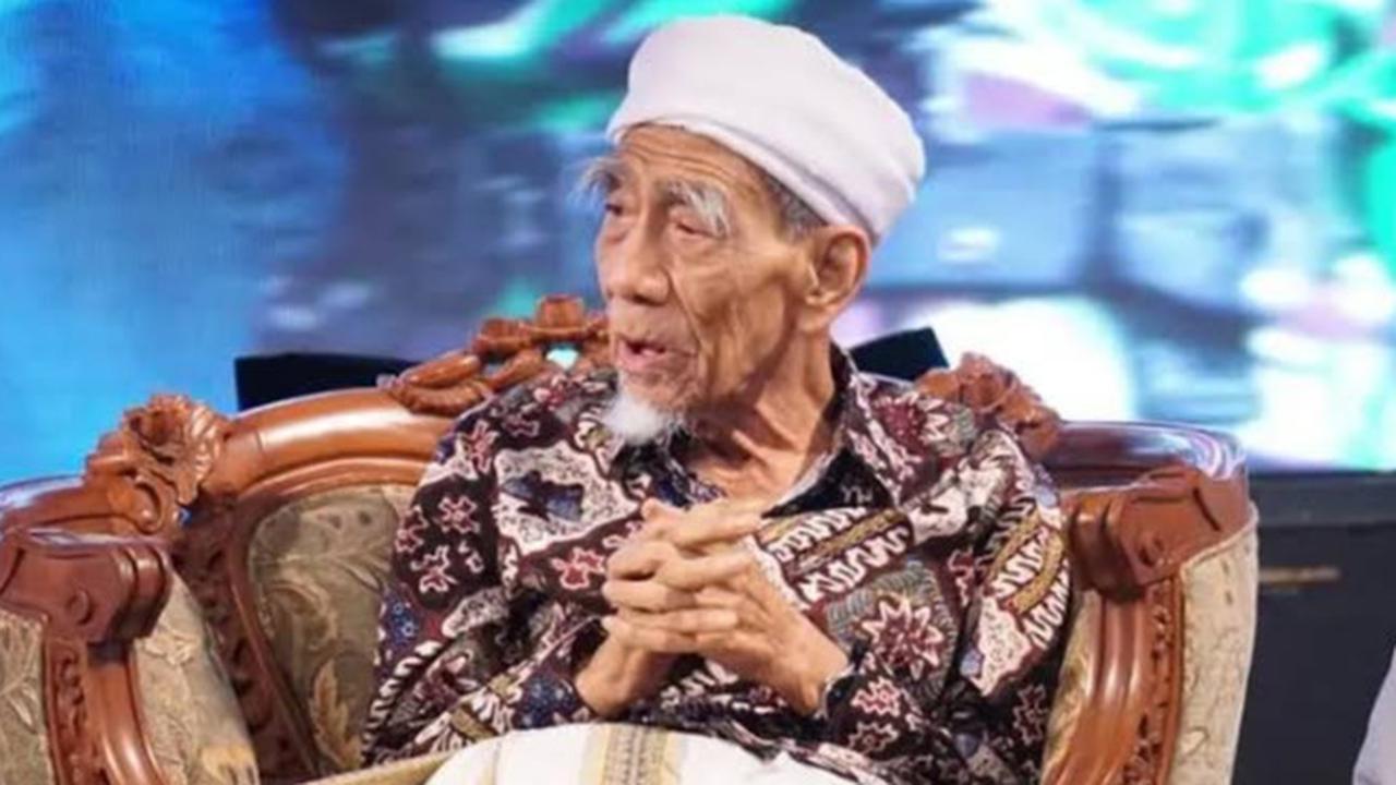 350 Kata Bijak Mbah Maimun Zubair yang Menyentuh Hati dan Menginspirasi