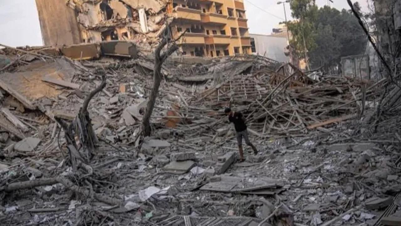 Israel Diduga Jatuhkan Bom Fosfor