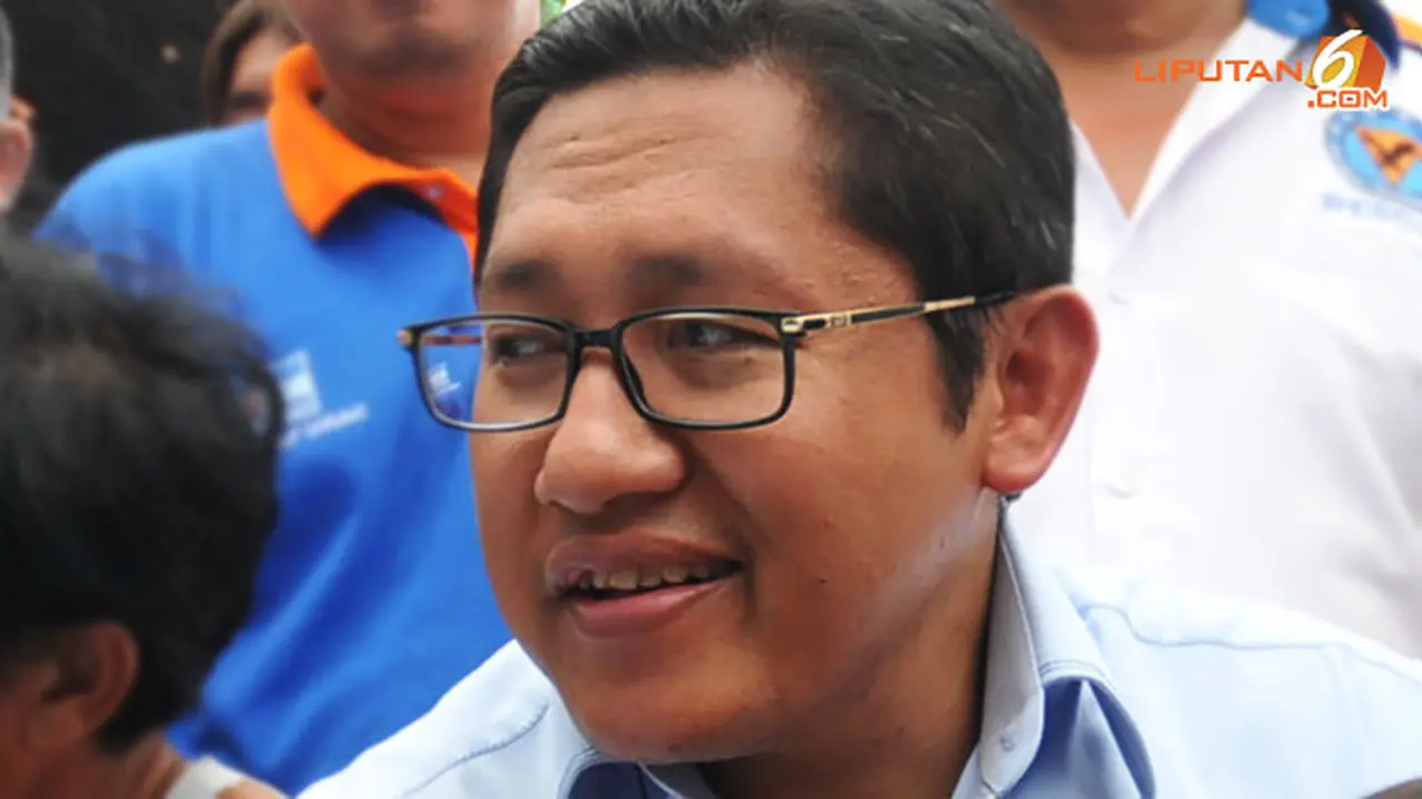 anas-urbaningrum130205c.jpg