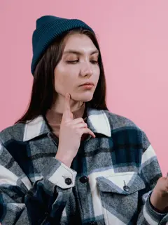 Financial vision board bisa menjadi cara sederhana untuk memvisualisasikan tujuan, menjaga motivasi, dan membuat rencana keuangan terasa lebih nyata. (Foto/Dok: Pexels)