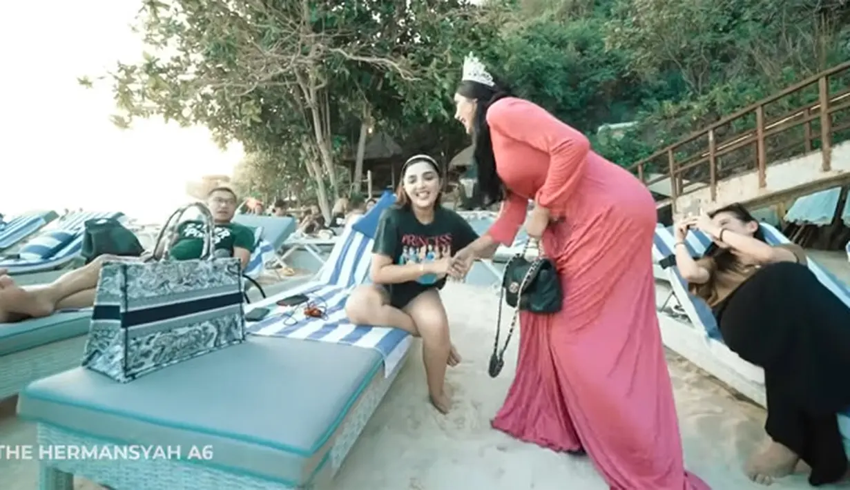 Ashanty dan Millen Cyrus (Youtube/The Hermansyah A6)