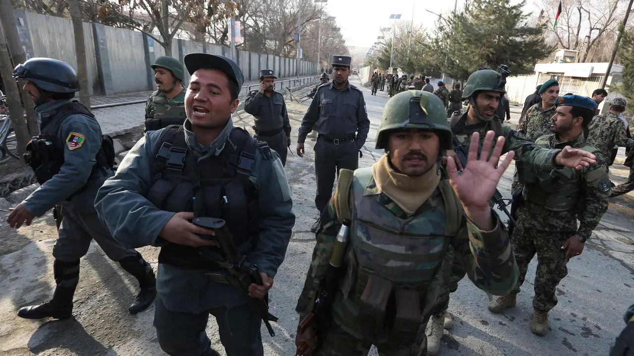 Anggota ISIS Menyamar Jadi Dokter Serang RS Militer di Kabul