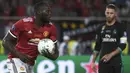 Romelu Lukaku. Striker Belgia yang didatangkan MU dari Everton awal musim 2017/2018 ini langsung mencetak gol pada dua laga debutnya di ajang berbeda. Satu gol di Piala Super melawan Real Madrid (7/8/2017), kalah 1-2 dan dua gol di Liga Inggris saat menang 3-1 atas West Ham. (AFP/Nikolay Doychinov)