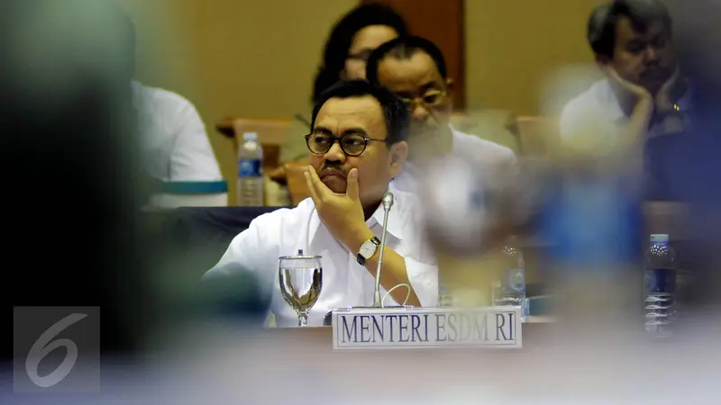 20160125- Menteri ESDM Sudirman Said Raker Komisi VII-Jakarta-Johan Tallo