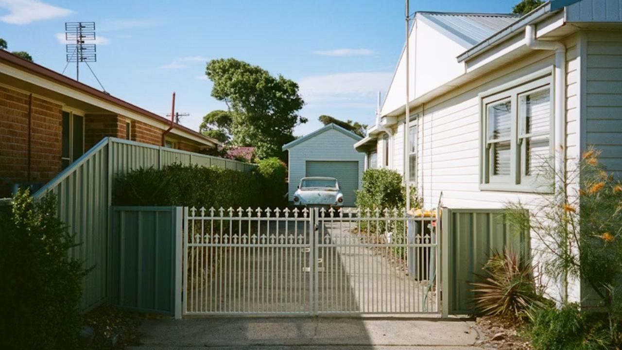 7 Model Pagar Rumah Sederhana di Perkotaan yang Estetik, Desain Modern untuk Hunian Impian
