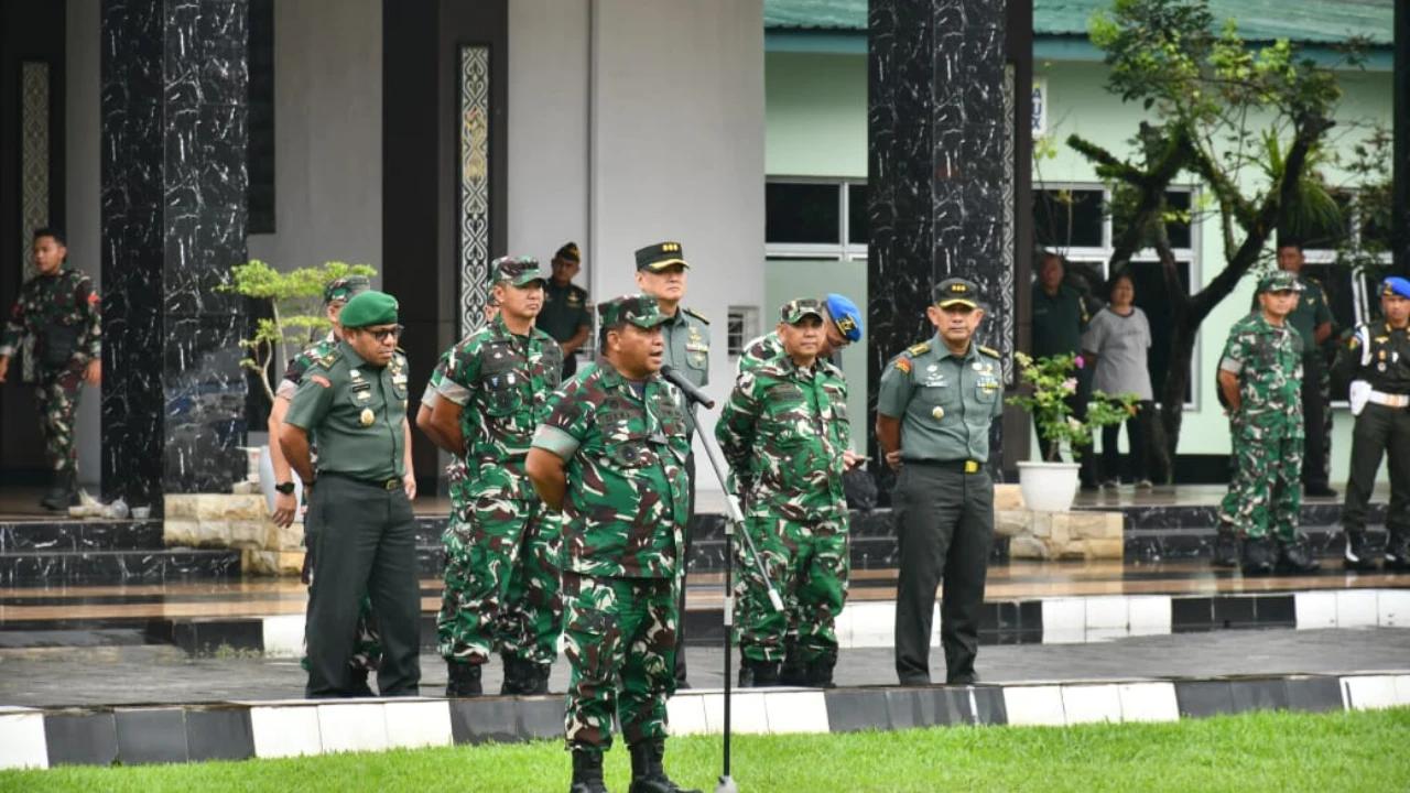 Kodam I/Bukit Barisan Berangkatkan 204 Personel Tambahan, Percepat Penanganan Banjir dan Longsor di Tapanuli Tengah