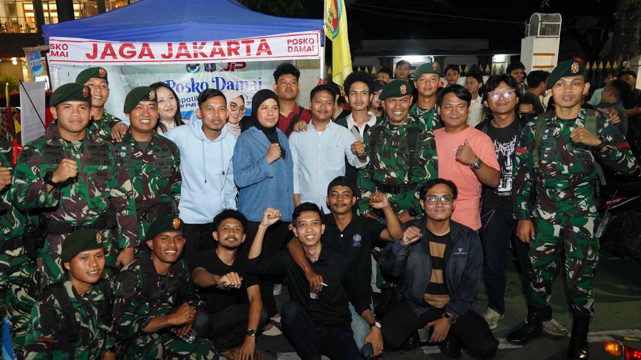 FOTO: Jaga Stabilitas Jakarta, TNI AD Gelar Patroli Skala Besar