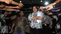 Wakil Ketua Badan Legislasi Daerah (Balegda) Merry Hotma usai menjalani pemeriksaan KPK sebagai saksi terkait kasus suap pembahasan Reklamasi Teluk Jakarta, Senin (18/4/2016). (Liputan6.com/Helmi Afandi)
