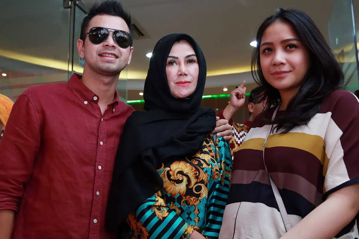 Raffi Ahmad, Amy Qanita, dan Nagita Slavina