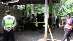 Seorang bocah meledakkan mercon yang diraciknya saat berada di rumah sang nenek.