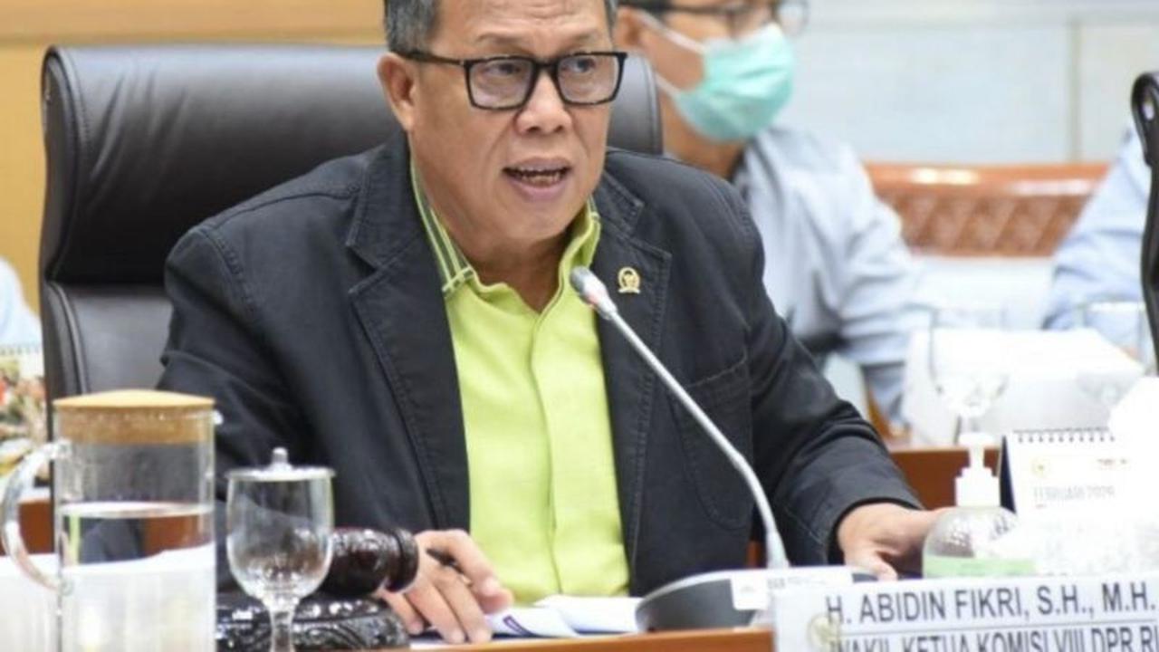 DPR Sahkan RUU Pengelolaan Keuangan Haji sebagai Inisiatif, Dorong Transparansi dan Keadilan