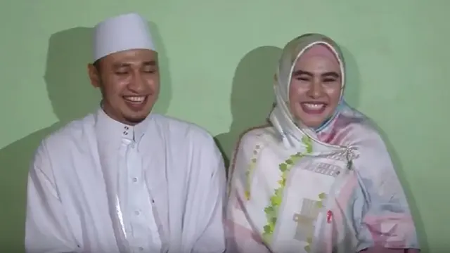Kartika Putri dan Habib Usman bin Yahya