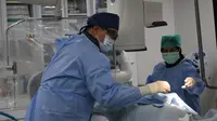 Operasi pemasangan Ring dengan teknologi IVUS. Dok: Heartology Cardiovascular Hospital