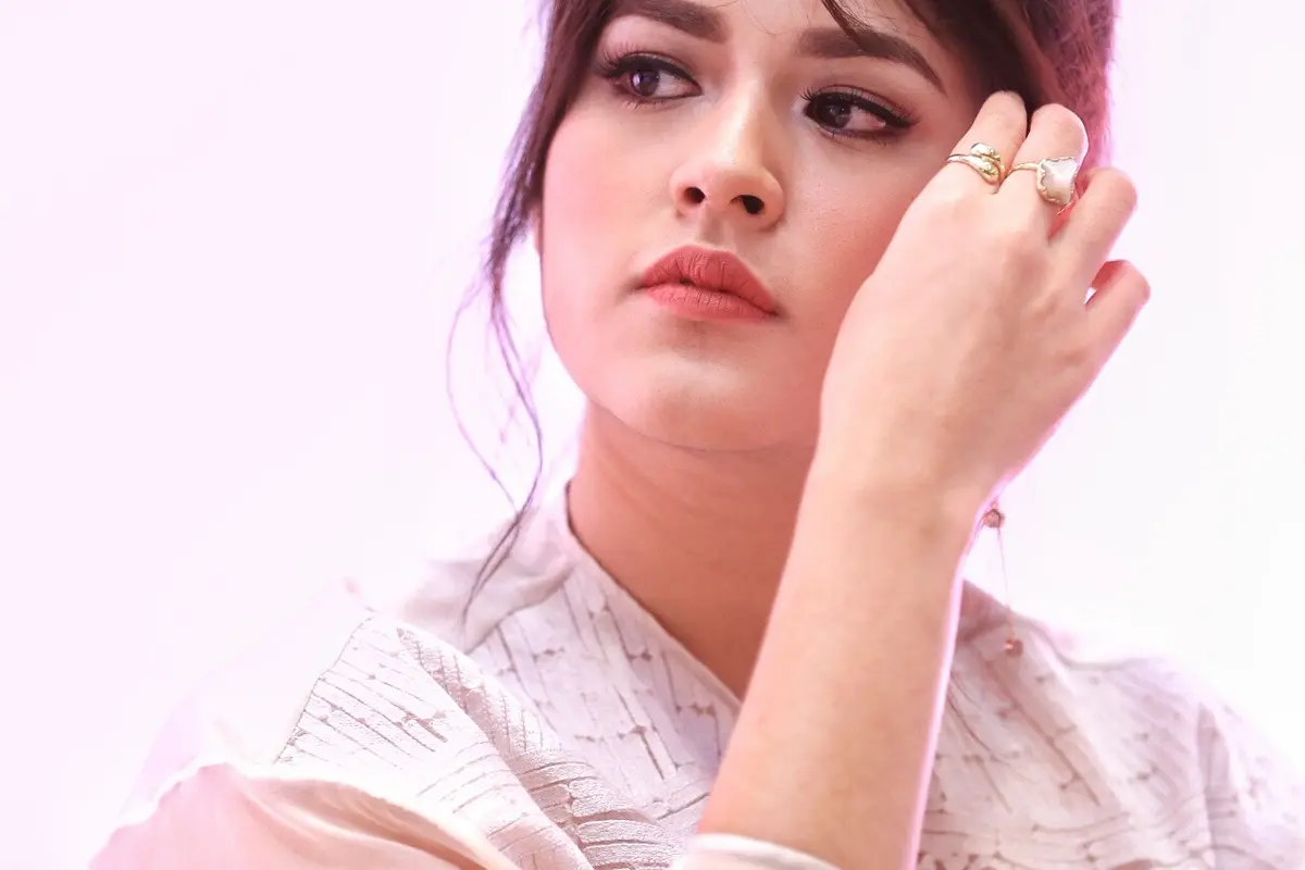 [Bintang] Raisa 