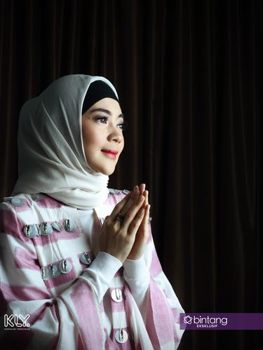 Indah Dewi Pertiwi Lebarkan Sayap Ke Dunia Bisnis News Entertainment Fimela Com