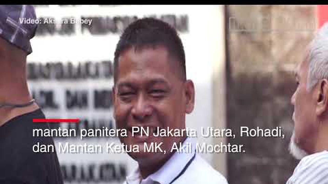VIDEO: Mengintip Napi Korupsi Nyoblos di LP Sukamiskin