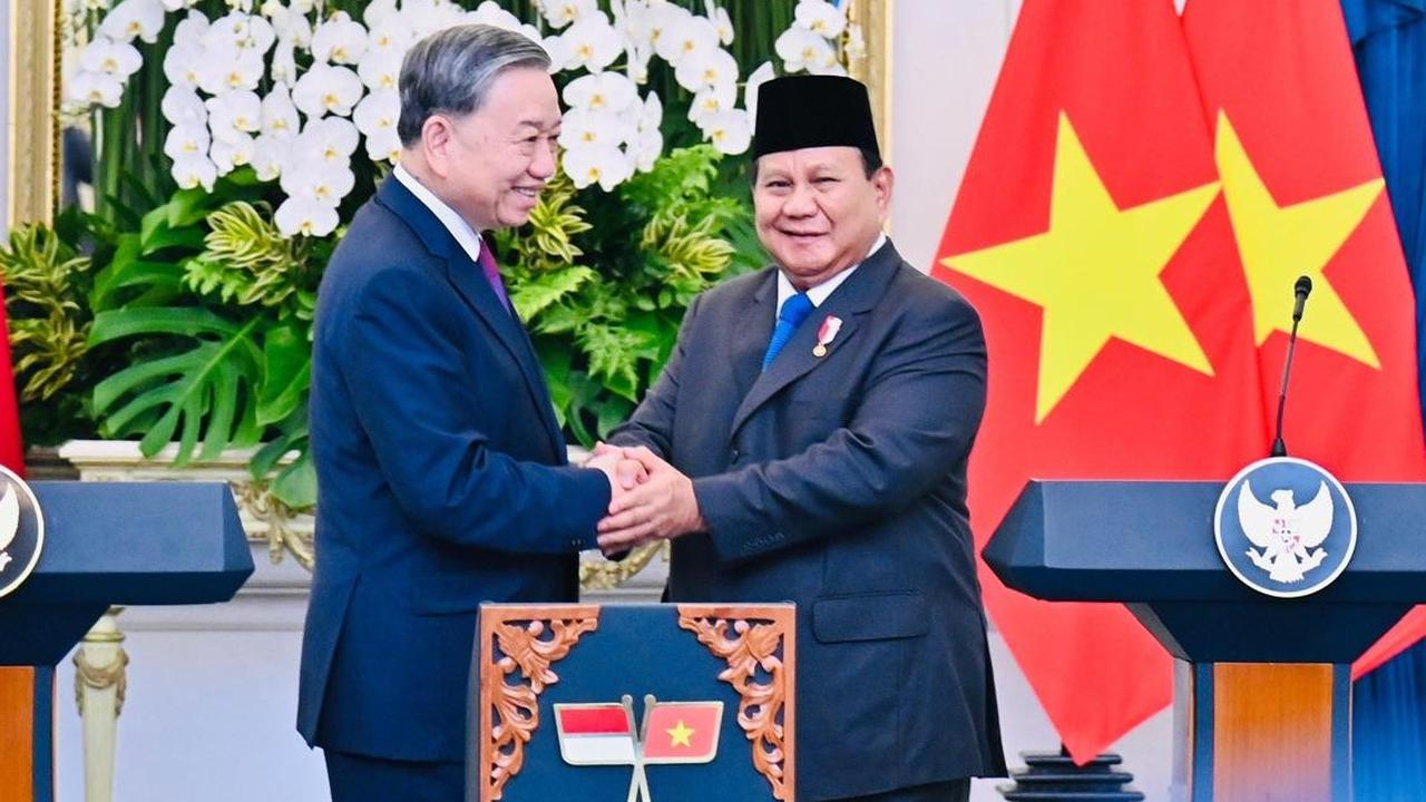 Prabowo Bakal Kunjungi Hanoi untuk Teken Perjanjian ZEE Indonesia-Vietnam