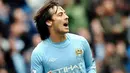 Selebrasi gelandang Manchester City David Silva usai cetak gol ketiga timnya ke gawang Sunderland dalam lanjutan EPL di City of Manchester Stadium, 3 April 2011. City unggul 5-0. AFP PHOTO / PAUL ELLIS