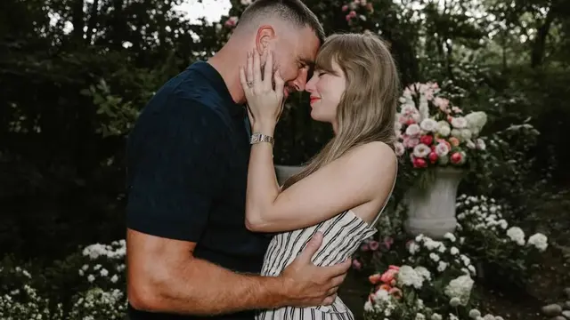 Desain Cincin Vintage Taylor Swift