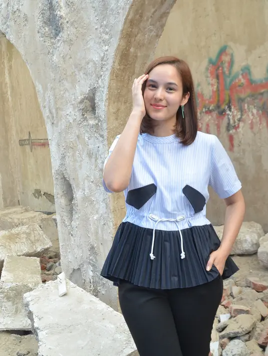 Perempuan kelahiran Washington, D.C., Amerika itu mengakui proses karantina baru pertama kalinya untuk fllm. Meski ia mengaku sebelumnya pernah di karantina untuk teater pementasan. (Adrian Putra/Bintang.com)