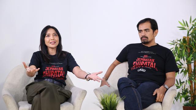 Imelda Therinne dan Eduwart Manalu.