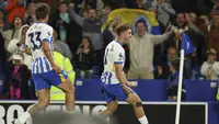 Jack Hinshelwood meluapkan kegembiraannya usai mencetak gol ketiga Brighton saat menghadapi Liverpool di Premier League di&nbsp;Amex Stadium, Senin, 19 Mei 2025. (AP Photo/Ian Walton)