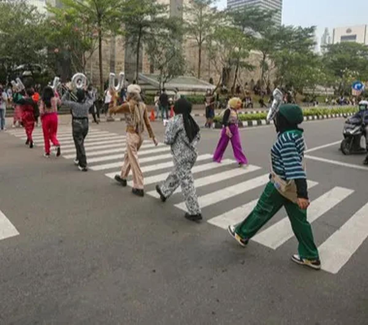 Responden juga mengatakan, dengan berbelanja online mereka dapat membandingkan harga dengan lebih mudah dan mendapatkan penawaran dan harga yang lebih baik.
