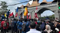 Ratusan Mahasiswa Kepung Kantor Pemprov Lampung, Desak Presiden Penuhi 6 Tuntutan Ini