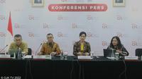 Anggota Dewan Komisioner OJK Bidang Edukasi dan Perlindungan Konsumen, Friderica Widyasari Dewi (Kedua dari kanan). (Dok OJK)