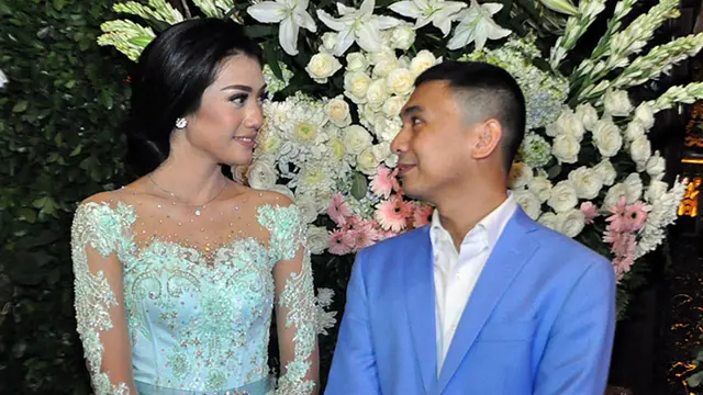 [Bintang] Raditya Dika Lamar Anissa Aziza
