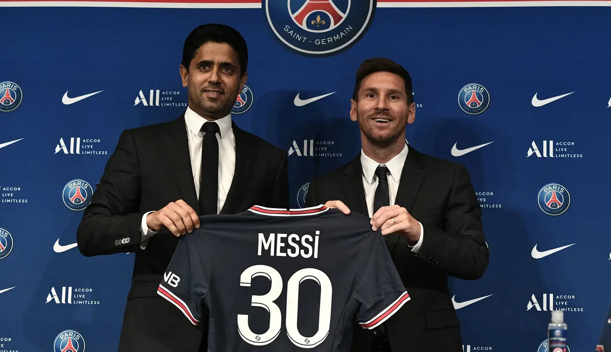 Nomor punggung 30 dipilih oleh Lionel Messi setelah resmi menjadi pemain Paris Saint-Germain. Nomor tersebut ternyata pernah digunakan Messi ketika menjalani awal karier di Barcelona pada musim 2004/2005 silam. (Foto: AFP/Stephane De Sakutin)