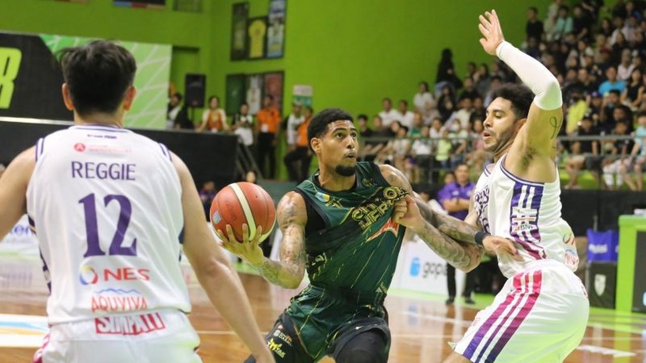 Performa Gemilang Aaron Fuller Jaga Asa RANS Simba Playoff IBL 2026