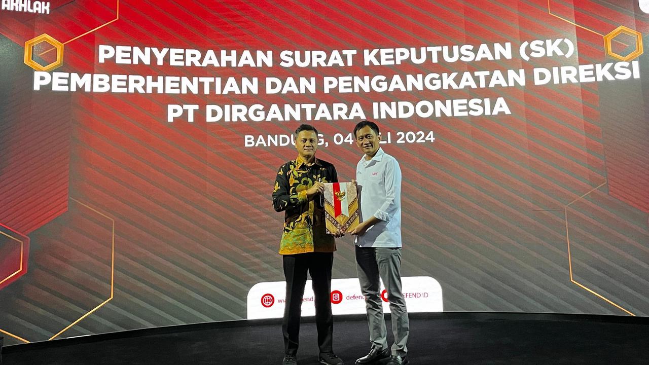 Pemberhentian dan pengangkatan dIreksi PT Dirgantara Indonesia di Bandung 4 Juli 2024. (Dok PTDI)