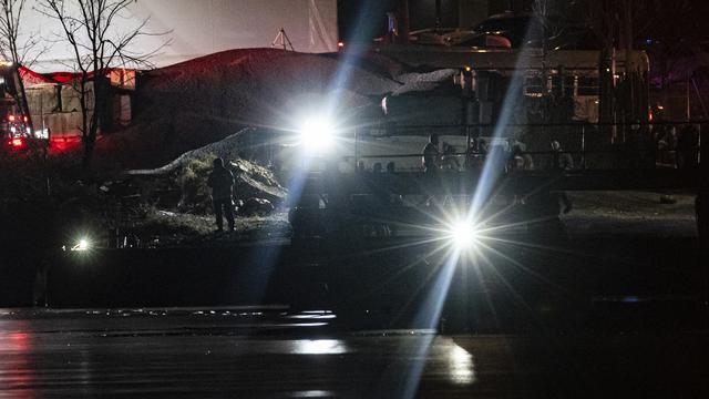 Tabrakan dengan Helikopter Black Hawk, Pesawat American Airlines Jatuh ke Sungai Potomac yang Nyaris Beku