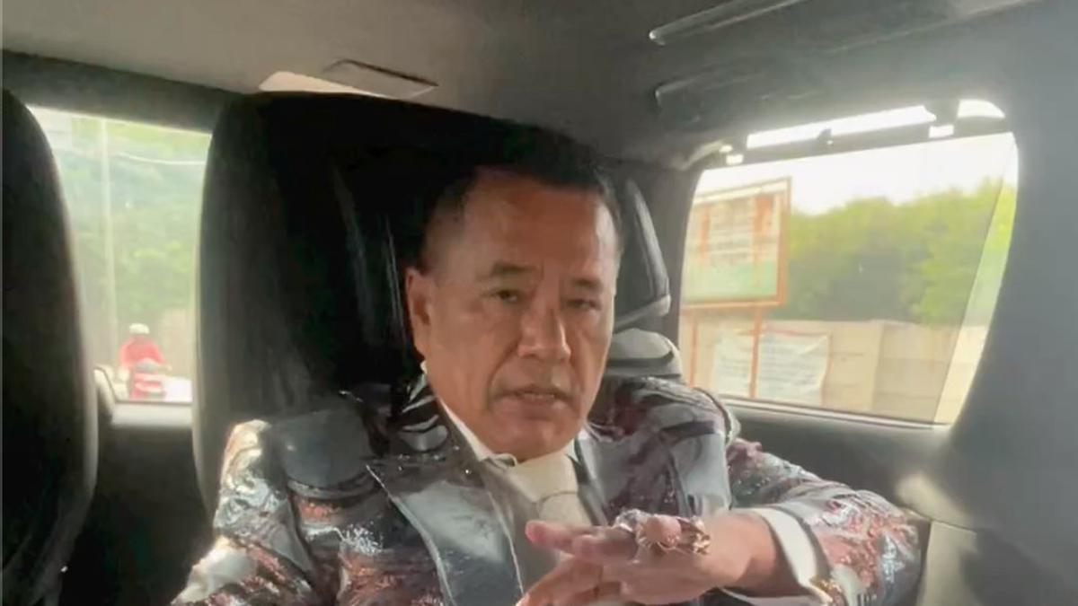 Hotman Paris Cek USG di Singapura dan Rutin Suntik Antibiotik, Bakteri di Liver Berkurang 70 Persen