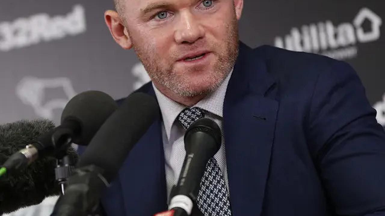 Arsenal Dilibas PSG di Emirates, Wayne Rooney Sindir Pedas Fans The Gunners: