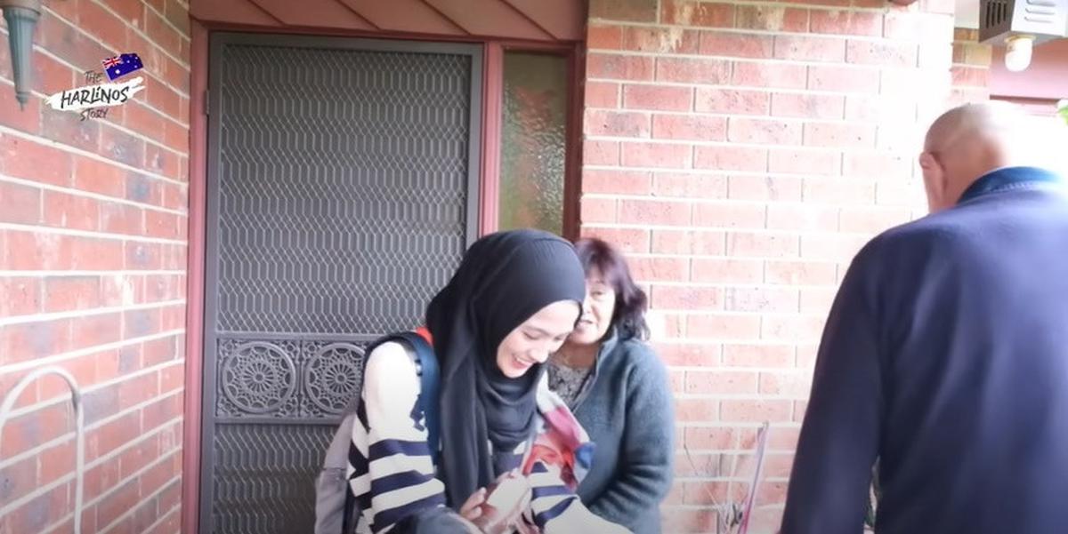 8 Potret Tempat Tinggal Alyssa Soebandono saat Kuliah di Melbourne, Lingkungannya Asri - Desain Full Bata Merah