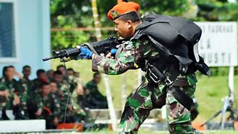 20151002-2 Polisi Tertembak Paskhas-Bandara Sentani-Papua