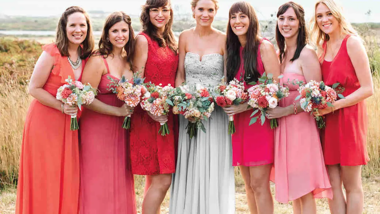 Pembantu pengantin atau Bridesmaid