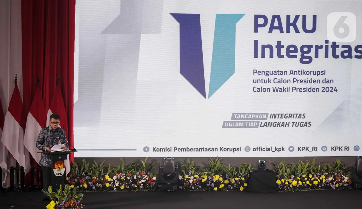 Ketua sementara Komisi Pemberantasan Korupsi (KPK) Nawawi Pomolango menyampaikan paparan terkait kendala penanganan korupsi di Indonesia saat kegiatan Paku Integritas di Gedung Merah Putih KPK, Jakarta, Rabu (17/1/2024). (Liputan6.com/Angga Yuniar)