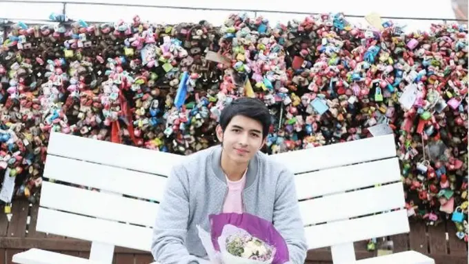 [Bintang] Ini Aditya Surya Pratama, Dokter Ganteng Pengganti Ryan Thamrin