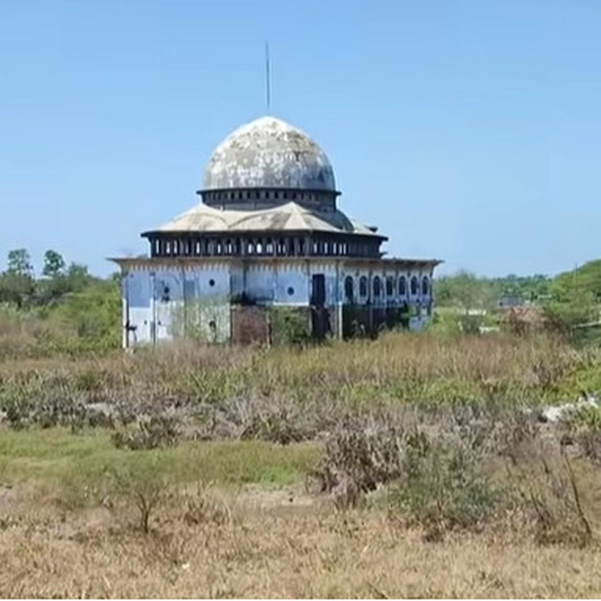 Masjid di Tengah Lumpur Lapindo