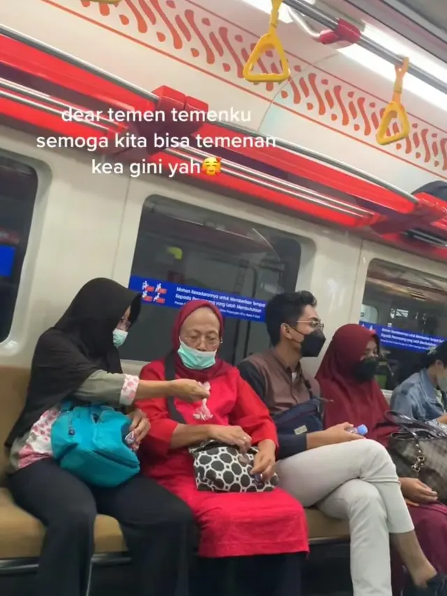 7 Momen Persahabatan Sampai Tua yang Bikin Iri, Puluhan Tahun Berbagi Kisah Hidup Bersama