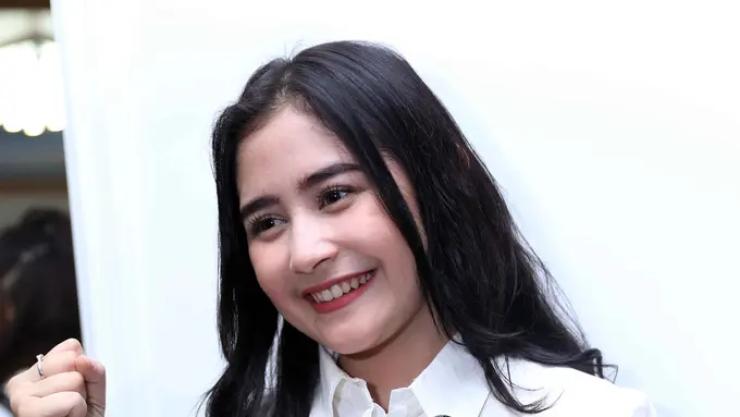[Bintang] Prilly Latuconsina
